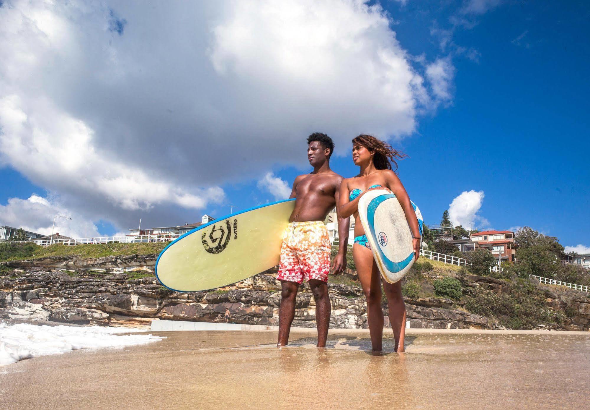 Bondi Beachside Inn Yha Sydney Exteriör bild